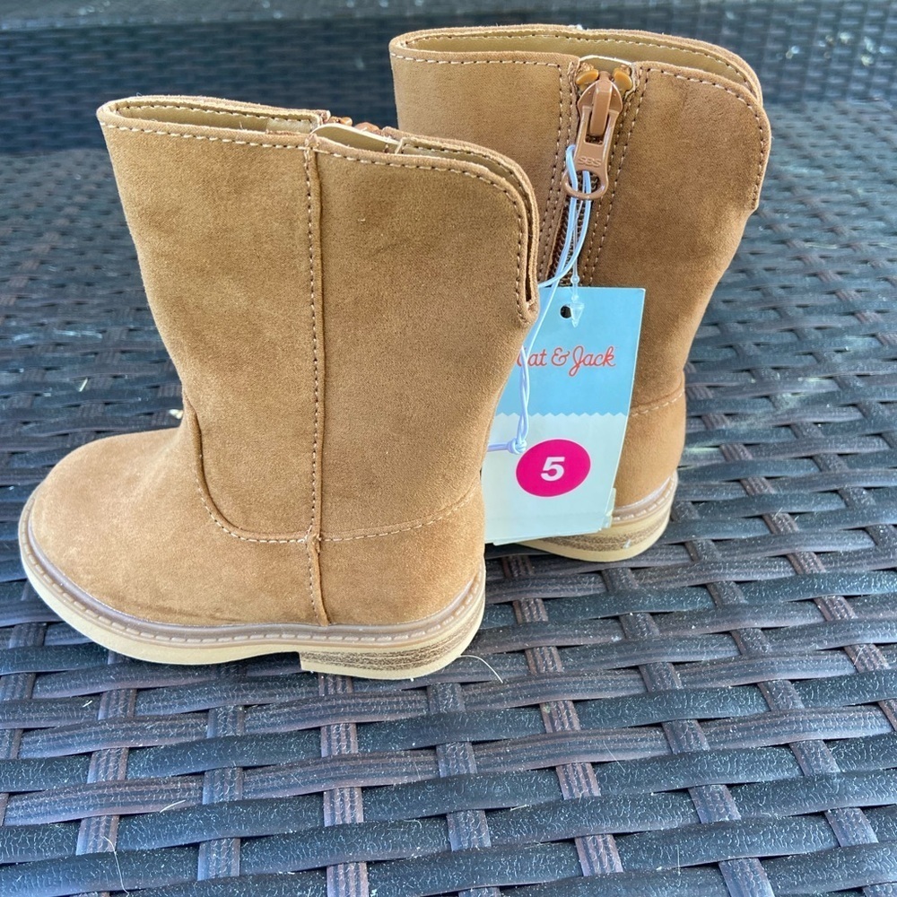 NWT Cat & Jack Tan Kids Boots - Picture 2 of 4